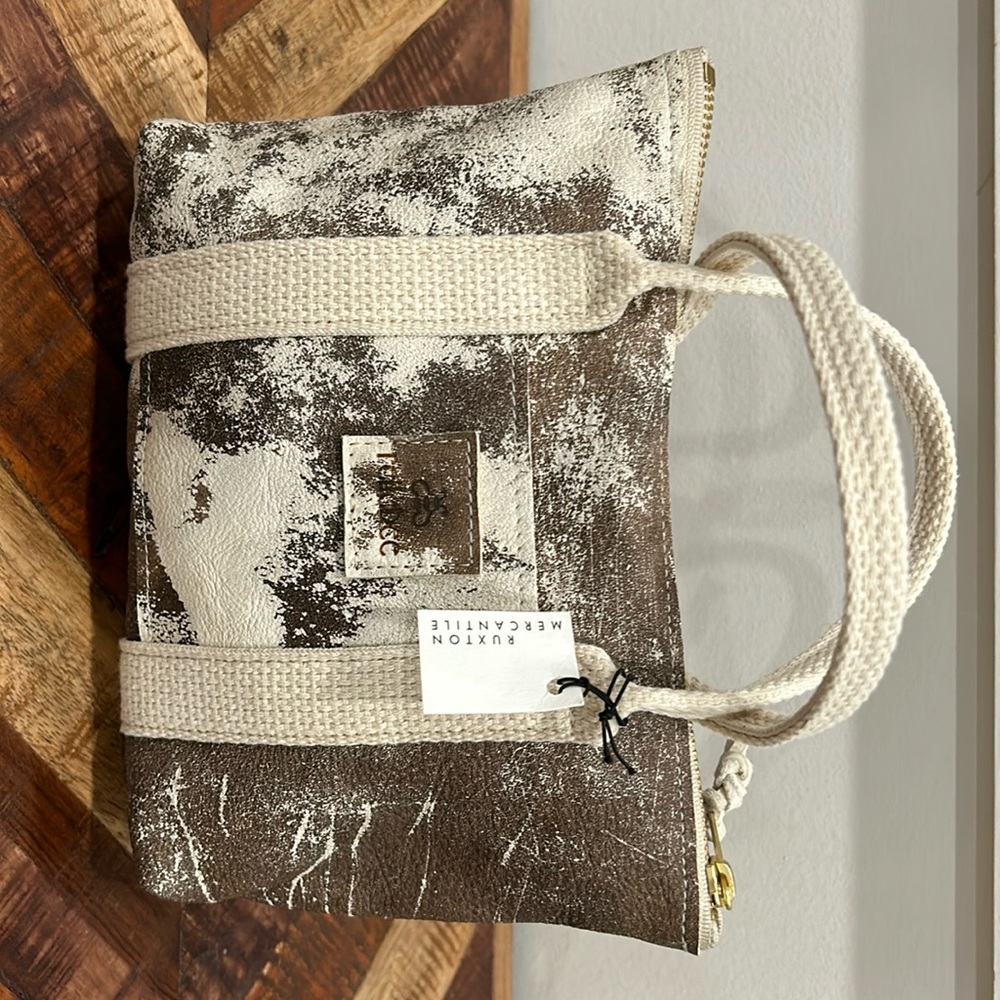 Brand New Rellebee Mini Hide Purse